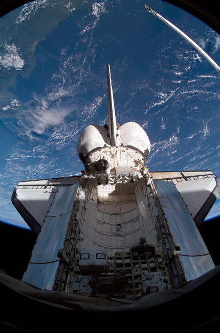 Space Shuttle Discovery Poster Print by Stocktrek Images - Item # VARPSTSTK201699S