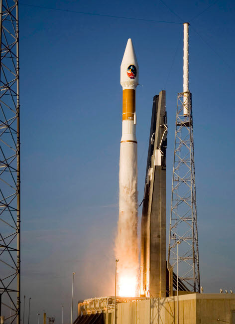 Atlas V launch vehicle, with the Mars Reconnaissance Orbiter on top Poster Print by Stocktrek Images - Item # VARPSTSTK200182S