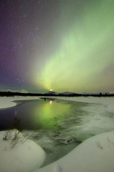 Aurora borealis over Fish lake with Orion display picture 3