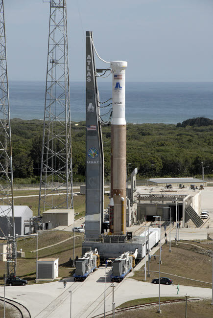 The Atlas V/Centaur arrives on the launch complex Poster Print by Stocktrek Images - Item # VARPSTSTK202652S