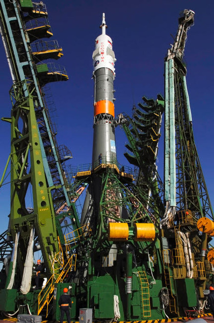 The Soyuz TMA-6 vehicle Poster Print by Stocktrek Images - Item # VARPSTSTK200009S