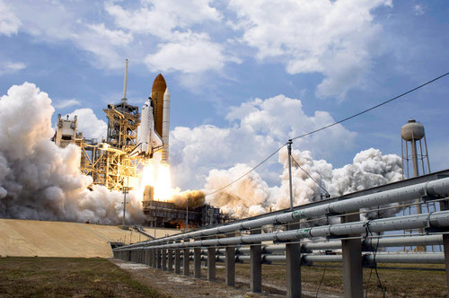 Space Shuttle Atlantis lifts off from its launch pad Poster Print by Stocktrek Images - Item # VARPSTSTK202739S