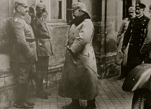 Kaiser Wilhelm and staff officers Poster Print - Item # VARBLL058751501L