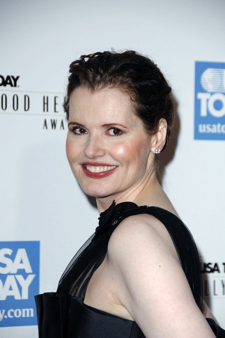 Geena Davis At Arrivals For Usa Today Hollywood Hero Award For Geena Davis, Beverly Hills Hotel, Los Angeles, Ca, May 01, 2007. Photo By Michael GermanaEverett Collection Celebrity