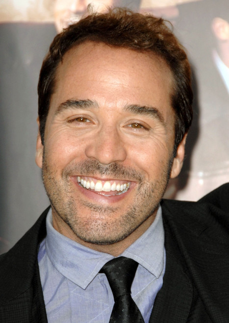 Jeremy Piven At Arrivals For Season Six Premiere Of Hbo'S Entourage, Paramount Theatre, Los Angeles, Ca July 9, 2009. Photo By Dee CerconeEverett Collection Celebrity - Item # VAREVC0909JLDDX049