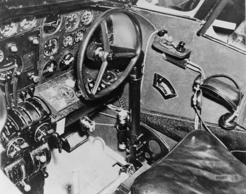 Cockpit Of Amelia Earhart'S Plane History - Item # VAREVCHISL012EC217