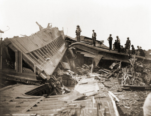 1887 Great Chatsworth Train Wreck History - Item # VAREVCHISL011EC295