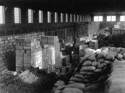 Quartermaster Supplies In Warehouse At Vladivostok History - Item # VAREVCHISL044EC363
