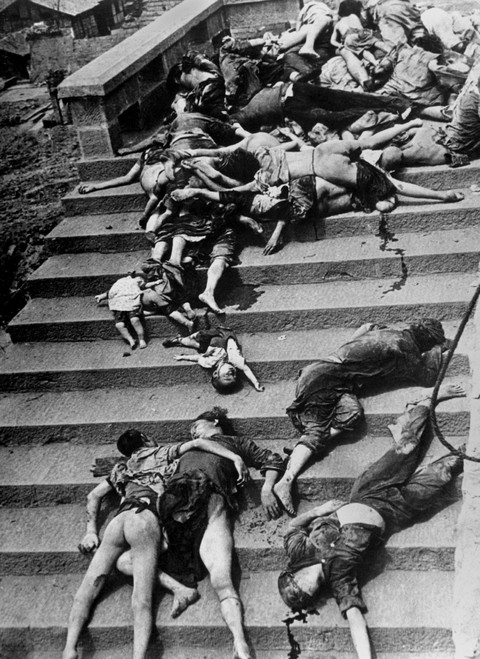 Chinese Civilians Killed In Mass Panic Caused By A Japanese Air-Raid History - Item # VAREVCHISL037EC051