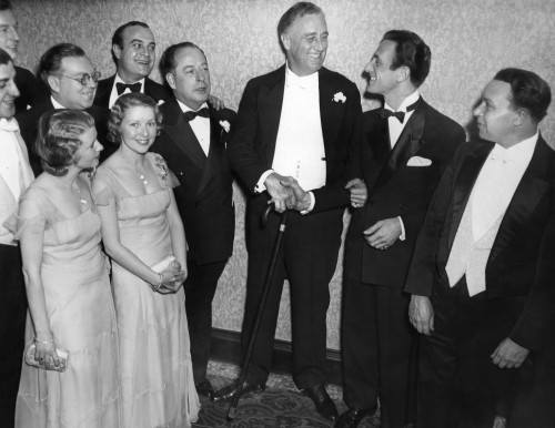 President-Elect Franklin Roosevelt Smiles At Arthur Tracy History - Item # VAREVCCSUA000CS363