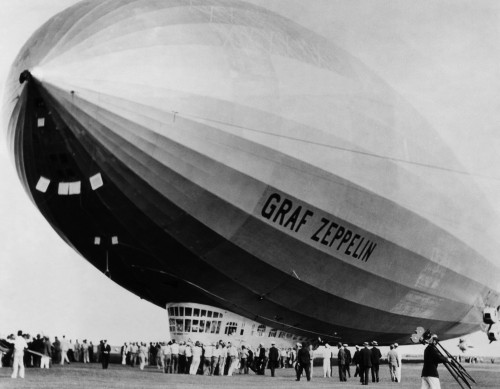 The Lz 129 Graf Zeppelin History - Item # VAREVCHBDGRAFEC005