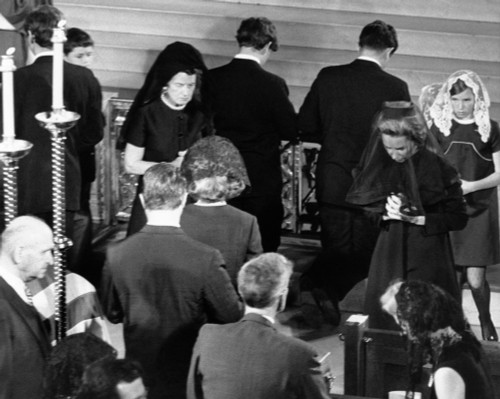 Robert Kennedy'S Funeral. Rose And Ethel Kennedy History - Item # VAREVCCSUA000CS808