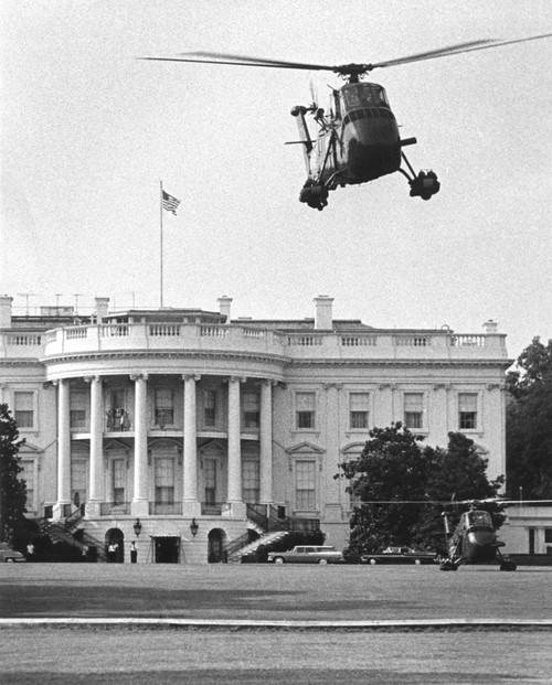 Presidential Helicopters At The White House. July 3 History - Item # VAREVCHISL039EC065