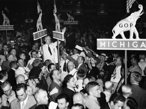 Us Elections. Center Left History - Item # VAREVCPBDJOBREC009