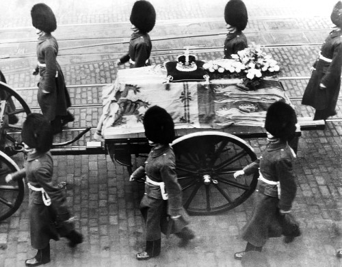 British Royal Family. Procession Of Coffin Of King George V History - Item # VAREVCPBDKIGEEC022