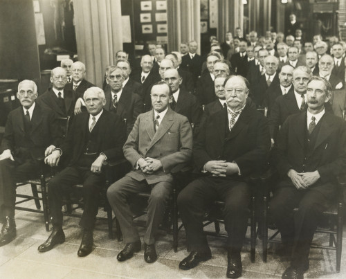 President Calvin Coolidge And His Cabinet Members At The Smithsonian Institute Board Conference. Washington History - Item # VAREVCCSUB001CS949