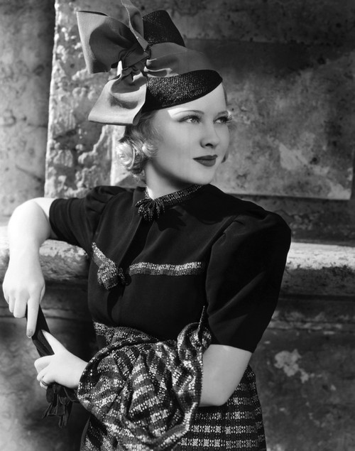 Mary Carlisle In Hat Designed By Jacqueline Duval Portrait - Item # VAREVCPBDMACAEC104