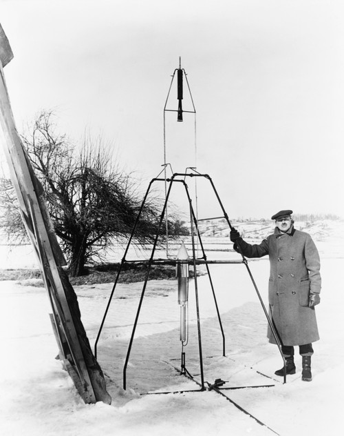 Robert H. Goddard History - Item # VAREVCHISL011EC024