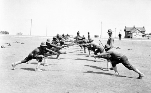 U.S. Soldiers In Bayonet Fighting Practice. Camp Bowie History - Item # VAREVCHISL034EC525