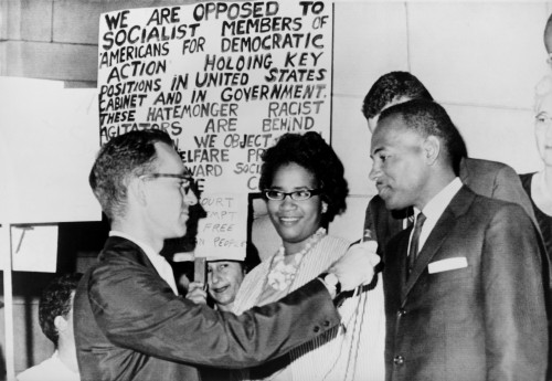 James Meredith And Wife In Front Of Segregationist Poster As They Talk To A Reporter. The Fifth U.S. Circuit Court Of Appeals Ordered His Admission To The University Of Mississippi. Sept. 25 History - Item # VAREVCHISL033EC641