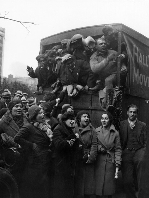 700 Hunger Marchers In Trucks Bound For Washington History - Item # VAREVCCSUA001CS326