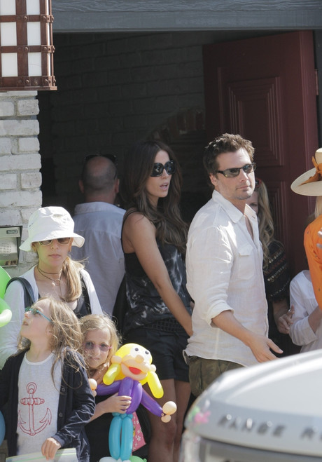 Kate Beckinsale, Len Wiseman Out And About For Celebrities Attend A Memorial Day Beach Party, Private Residence, Malibu, Ca May 25, 2009. Photo By MaximillionEverett Collection Celebrity - Item # VAREVC0925MYAXI006
