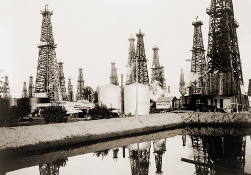 Oil Derricks In Santa Fe Springs History - Item # VAREVCHISL012EC105