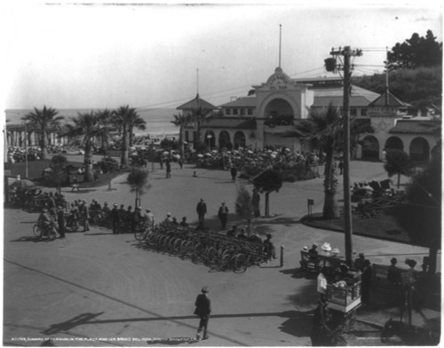 Sunday Afternoon In The Plaza And Los Banos Del Mar History - Item # VAREVCHCDSABAEC005