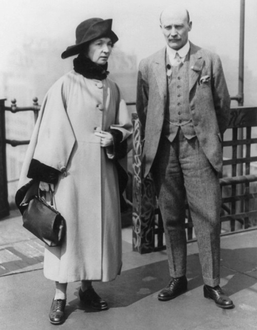 Dr. Charles Drysdale And Margaret Sanger At Hotel Mcalpin History - Item # VAREVCHISL040EC966