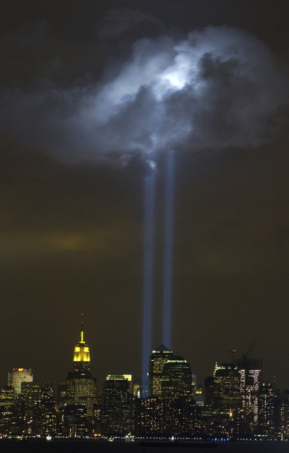 Tribute In Light Memorial Illuminates A Passing Cloud Above Lower Manhattan. Sept. 9 History - Item # VAREVCHISL039EC871