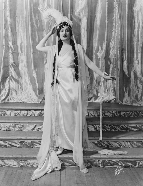 Nora Bayes As Juliet In A Burlesque Of Romeo And Juliet. Bayes History - Item # VAREVCHISL011EC050