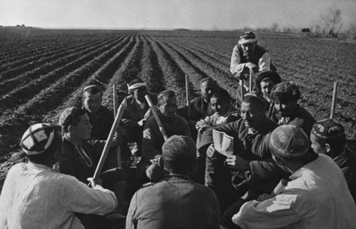 Uzbek Collective Farmers Discussing Work Of Spring Sowing In The Ussr. Ca. 1935-40. History - Item # VAREVCHISL040EC019