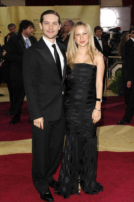 Tobey Maguire, Jennifer Meyer At Arrivals For 79Th Annual Academy Awards - Oscars Arrivals Part 2, The Kodak Theatre, Los Angeles, Ca, February 25, 2007. Photo By Michael GermanaEverett Collection Celebrity - Item # VAREVC0725FBEGM053