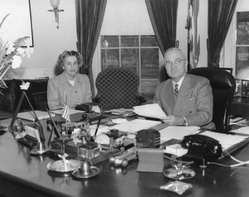 President Harry Truman Dictating To His Secretary History - Item # VAREVCHISL038EC841 President Harry Truman Dictating To His Secretary History - Item # VAREVCHISL038EC841