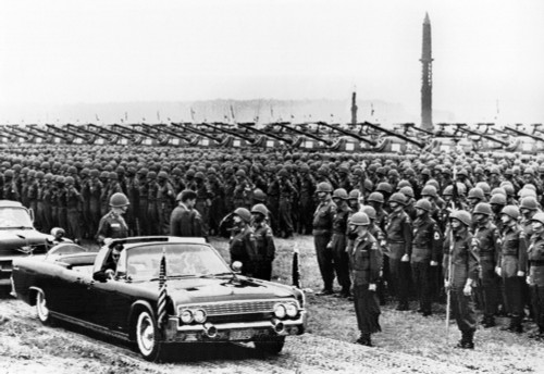 President John Kennedy Inspects 15 History - Item # VAREVCCSUA001CS267