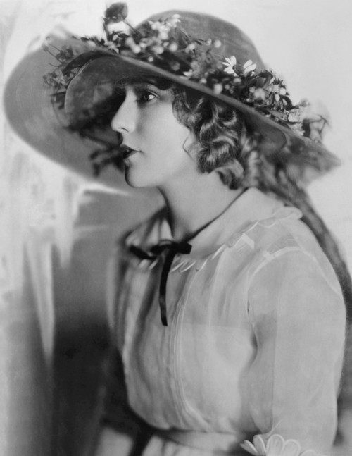 Mary Pickford Portrait - Item # VAREVCPBDMAPIEC188