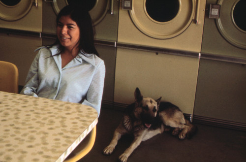 Native American Reservation. Paiute Woman At The Laundromat. Pyramid Lake Paiute Reservation History - Item # VAREVCHCDARNAEC066