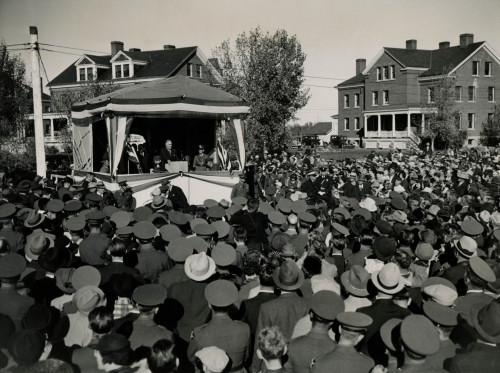President Roosevelt Addressing A Crowd At Fort Warren History - Item # VAREVCHISL035EC163 President Roosevelt Addressing A Crowd At Fort Warren History - Item # VAREVCHISL035EC163