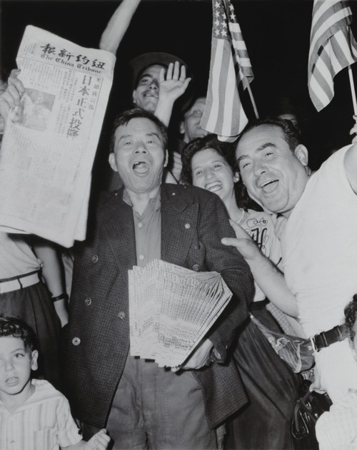 Chinese Newspaper Vendor History - Item # VAREVCHISL037EC969