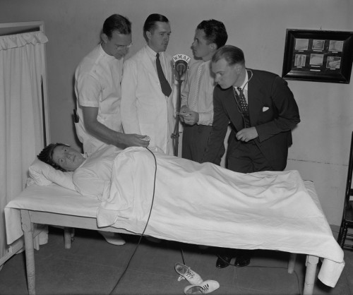 Unborn Baby'S Heartbeat Broadcast From Georgetown University Hospital History - Item # VAREVCHISL035EC747