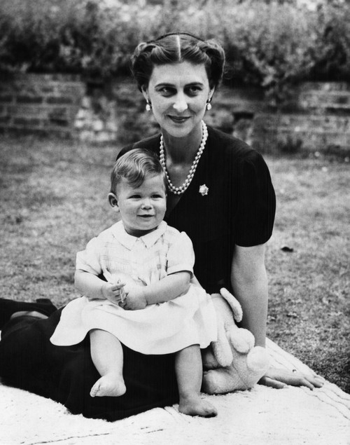 British Royal Family. Prince Michael Of Kent And Princess Marina History - Item # VAREVCPBDPRMIEC001