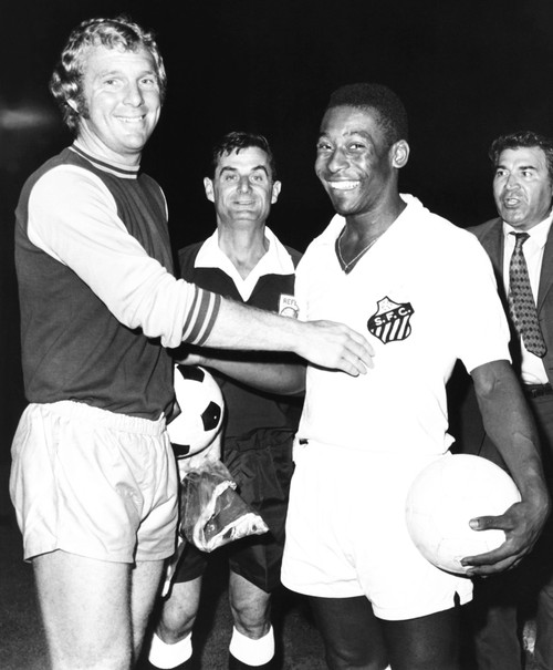 Pele Of Santos Of Brazil With Bobby Moore History - Item # VAREVCCSUB001CS719