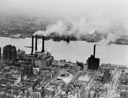Smoke Issues From Stacks Of Con Edison'S Coal Powered Electricity Generating Plant On The East River. New York City History - Item # VAREVCHISL021EC016