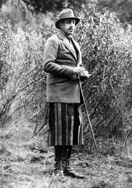 King Alfonso Xiii Of SpainHunting On The Estate Of The Marquis De Viana History - Item # VAREVCPBDKIALCS003