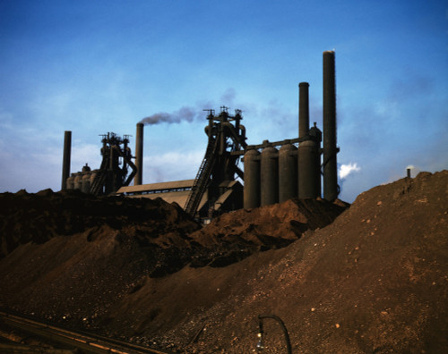 Blast Furnaces And Iron Ore At The Carnegie-Illinois Steel Corporation Mills History - Item # VAREVCHISL021EC036