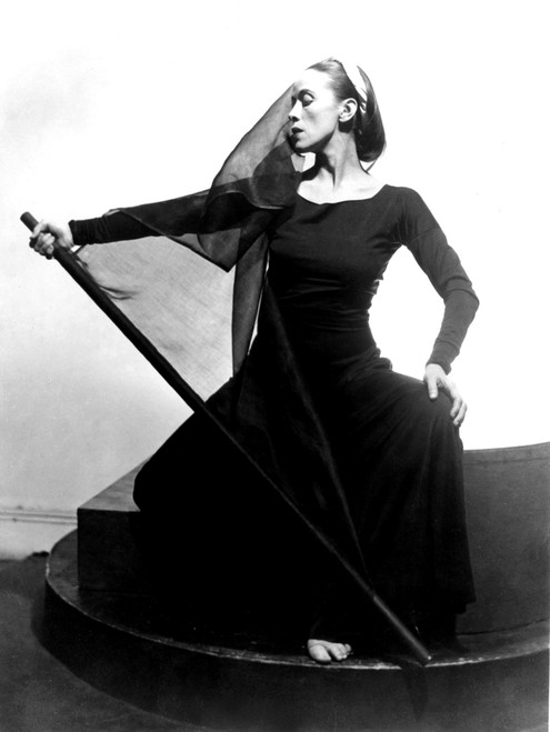 Martha Graham In Her Tragic Holiday History - Item # VAREVCHBDMAGRCS002