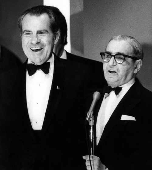 U.S. President Richard Nixon And Composer Irving Berlin History - Item # VAREVCPBDRINICS032
