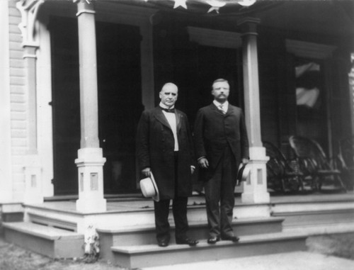 President William Mckinley And Ny Governor Theodore Roosevelt Standing On Step Of Porch. Probably At Mckinleys Canton History - Item # VAREVCHISL044EC709