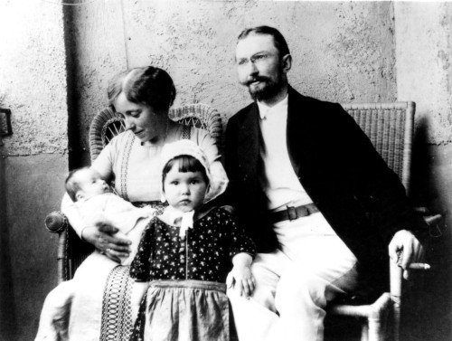 Karen Horney With Her Husband Oskar And Daughters Brigitte And Marianne History - Item # VAREVCPBDKAHOCS001