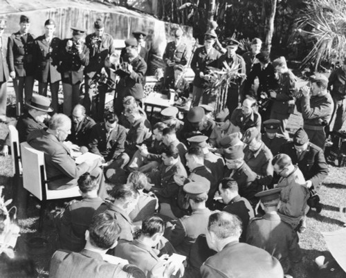 Winston Churchill And Franklin Roosevelt At Casablanca Conference In French Morocco. War Correspondents Are Told The Allied Leaders Will Demand An Unconditional Surrender From Germany And Japan. January 1943. History - Item # VAREVCHISL012EC261